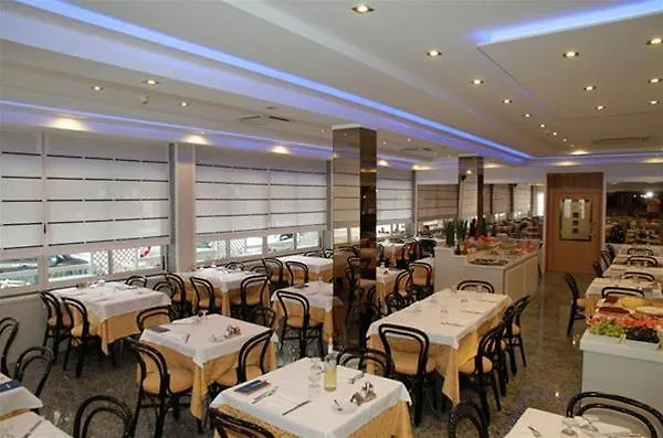 לידו די ג'סולו Hotel Christian 3*, לידו די ג'סולו